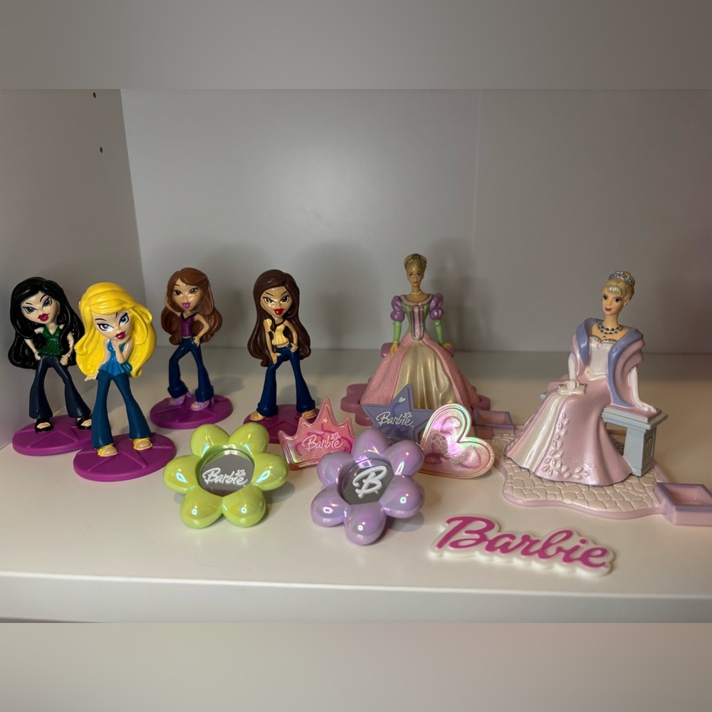 Barbie and Bratz Cake toppers